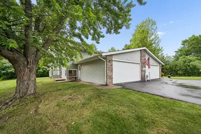 18121 Covington Path, Minnetonka, MN 55345 - Photo 6