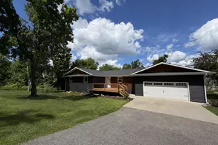 6020 Shady Ln NE, Bemidji, MN 56601 - Photo 4