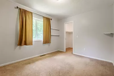 6032 Upper 51st Street N, Oakdale, MN 55128 - Photo 14