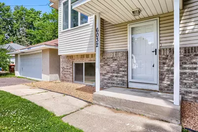 6032 Upper 51st Street N, Oakdale, MN 55128 - Photo 24