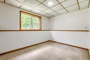 6032 Upper 51st St N, Oakdale, MN 55128 - Photo 20