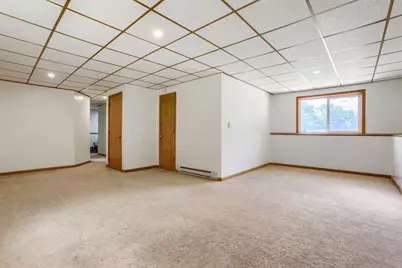 6032 Upper 51st Street N, Oakdale, MN 55128 - Photo 18