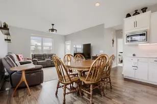 10298 Elm Ln, Rogers, MN 55374 - Photo 6