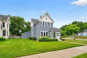 302 S Prairie St, Lake City, MN 55041 - Photo 2