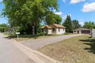 1609 S 10th St, Brainerd, MN 56401 - Photo 2