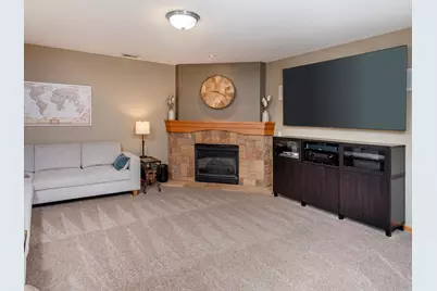 814 New Century Boulevard S, Maplewood, MN 55119 - Photo 24