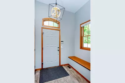 814 New Century Boulevard S, Maplewood, MN 55119 - Photo 6