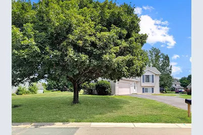 817 Daniel Drive, Belle Plaine, MN 56011 - Photo 2
