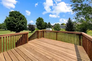 817 Daniel Dr, Belle Plaine, MN 56011 - Photo 4