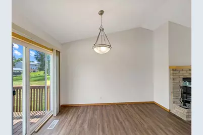 817 Daniel Drive, Belle Plaine, MN 56011 - Photo 8