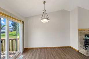 817 Daniel Dr, Belle Plaine, MN 56011 - Photo 8