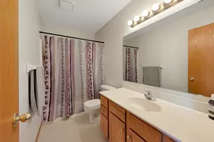 817 Daniel Dr, Belle Plaine, MN 56011 - Photo 14