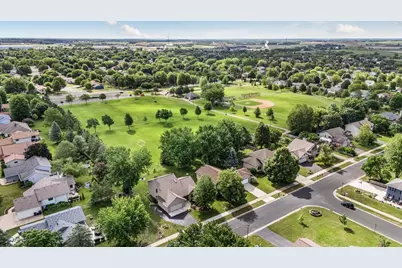 15410 Danbury Avenue W, Rosemount, MN 55068 - Photo 2