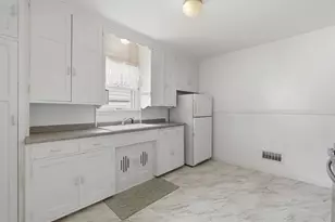 1877 Lacrosse Ave, Saint Paul, MN 55119 - Photo 6