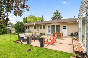 3217 36th Ave NE, Saint Anthony, MN 55418 - Photo 30