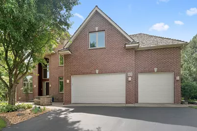 4470 Garland Lane N, Plymouth, MN 55446 - Photo 2