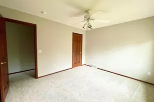 4470 Garland Ln N, Plymouth, MN 55446 - Photo 26