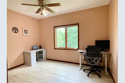 4470 Garland Lane N, Plymouth, MN 55446 - Photo 18
