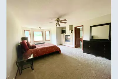 4470 Garland Lane N, Plymouth, MN 55446 - Photo 20