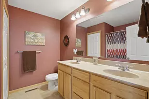 9624 Scott Ln N, Brooklyn Park, MN 55443 - Photo 24