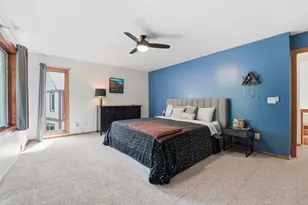 8601 Chalet Rd, Bloomington, MN 55438 - Photo 14