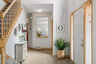 3505 Olive Ln N, Plymouth, MN 55447 - Photo 2