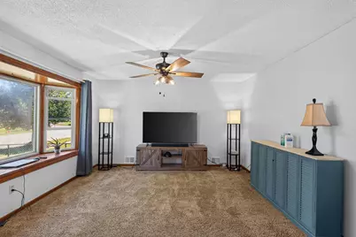 1576 Case Avenue, Saint Paul, MN 55106 - Photo 4
