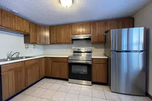 602 E 1st St, Waconia, MN 55387 - Photo 4