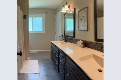 3317 Red Oak Circle S, Burnsville, MN 55337 - Photo 10
