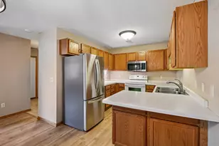 1003 Heather Ln, Waconia, MN 55387 - Photo 12