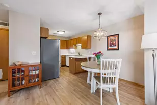 1003 Heather Ln, Waconia, MN 55387 - Photo 12