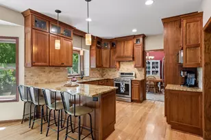 18477 Tristram Way, Eden Prairie, MN 55346 - Photo 4