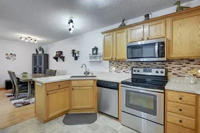 1644 Meadow Place, Shakopee, MN 55379 - Photo 8