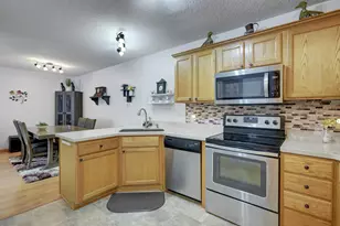 1644 Meadow Pl, Shakopee, MN 55379 - Photo 8