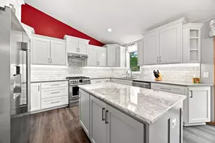 365 Linda Cir, Lino Lakes, MN 55014 - Photo 2