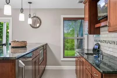 10412 Oregon Avenue N, Brooklyn Park, MN 55445 - Photo 46
