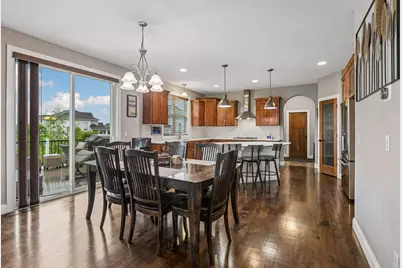 10412 Oregon Avenue N, Brooklyn Park, MN 55445 - Photo 14