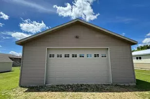 708 Irving Ave SW, Wadena, MN 56482 - Photo 14