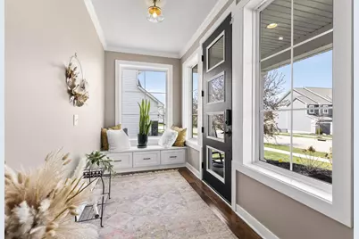 4428 Millstone Drive, Chaska, MN 55318 - Photo 14