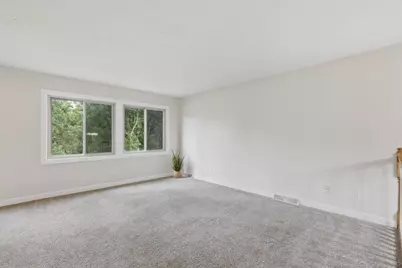 4250 Thornhill Lane, Vadnais Heights, MN 55127 - Photo 4