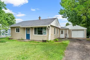 918 Geiger St, Osceola, WI 54020 - Photo 2