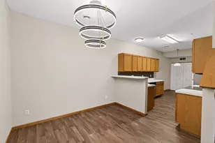 5070 Holly Ln N, Plymouth, MN 55446 - Photo 4