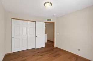 5070 Holly Ln N, Plymouth, MN 55446 - Photo 18