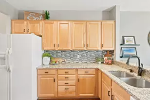 1971 Andrew Ct, Chanhassen, MN 55317 - Photo 10