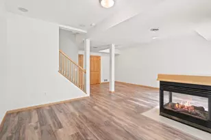 1971 Andrew Ct, Chanhassen, MN 55317 - Photo 22