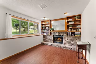 3836 Laurel Ct, Eagan, MN 55122 - Photo 20