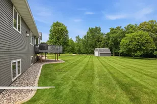 19436 Memory Cir, Hutchinson, MN 55350 - Photo 32