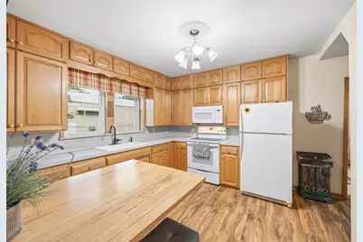 546 Erie Street SE, Hutchinson, MN 55350 - Photo 6