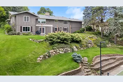 6134 Arctic Way, Edina, MN 55436 - Photo 2