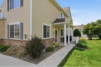 4705 Blaylock Way #2803, Inver Grove Heights, MN 55076 - Photo 2